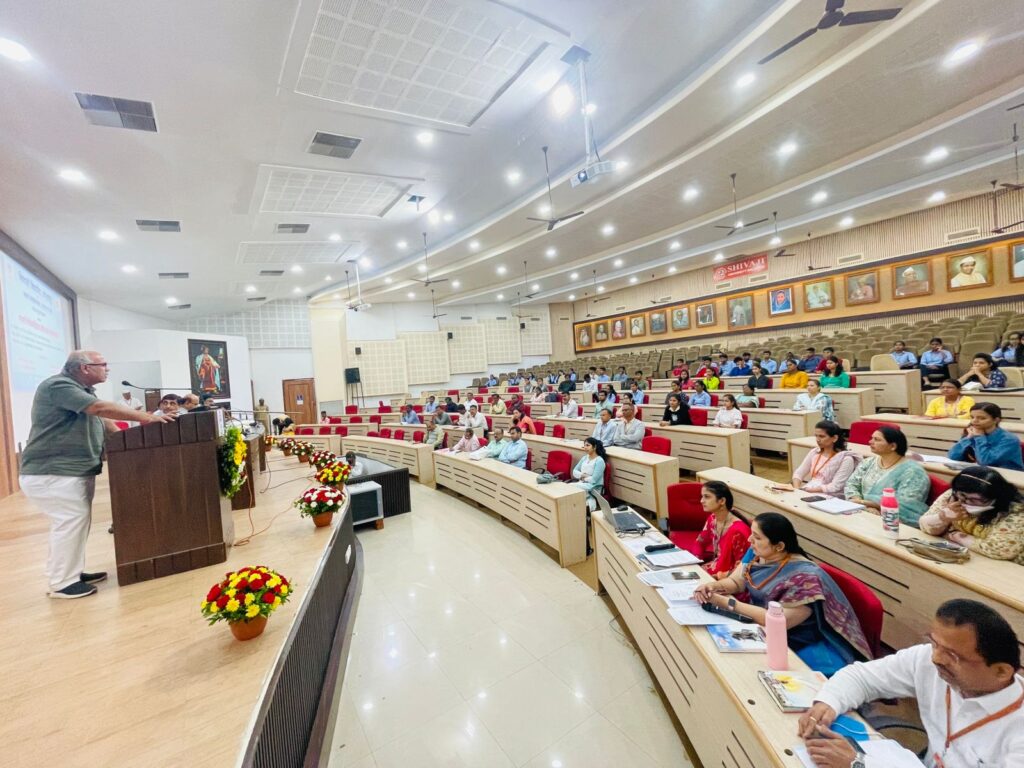 Marathi Wikipedia training workshop concluded at Shivaji University