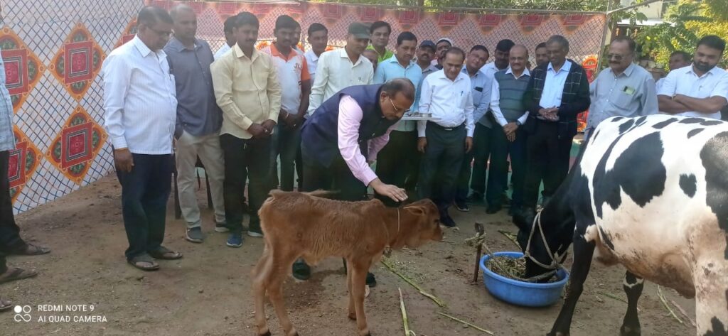 Embryo transplant technology is the need of the hour to produce indigenous cows of high pedigree - Chancellor Dr PG Patil