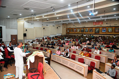 Demonstration of Mahatma Gandhi's 'Nai Talim' at Shivaji University