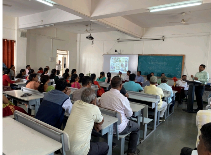 Parents meeting of School of Nanoscience and Biotechnology successfully concluded in Shivaji University