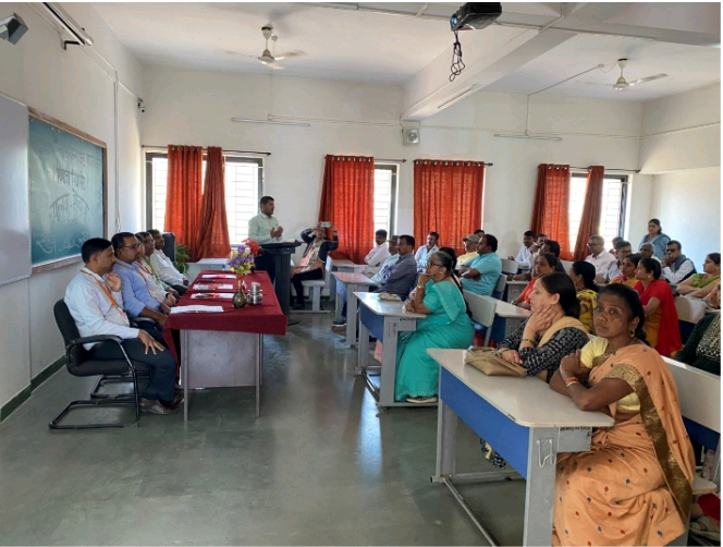 Parents meeting of School of Nanoscience and Biotechnology successfully concluded in Shivaji University