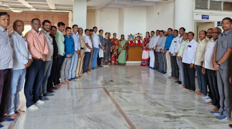 Netaji Subhash Chandra Bose and Balasaheb Thackeray's birth anniversary celebrations at 'SRTMnu' University