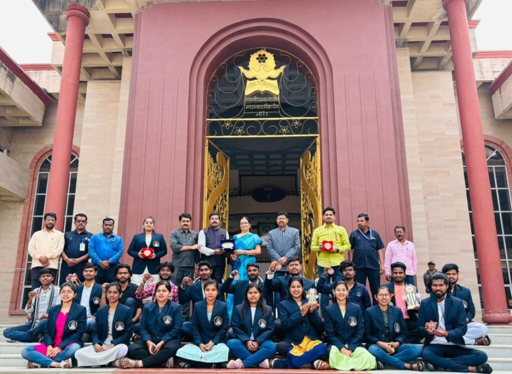 'srtm' University's Sangha Folk Orchestra Qualifies for National Youth Festival