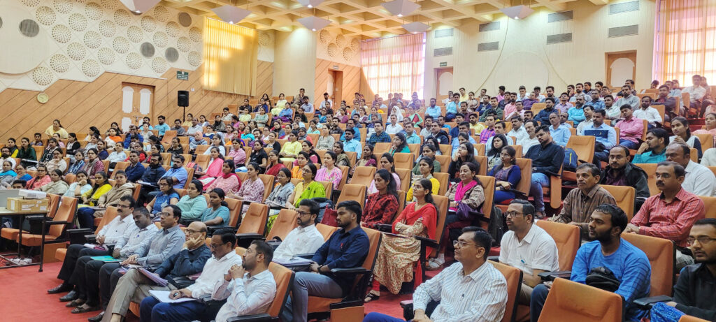 Inauguration of the workshop Research Methodology for PhD Pre-Entrance Examination on behalf of Uttar Maharashtra University