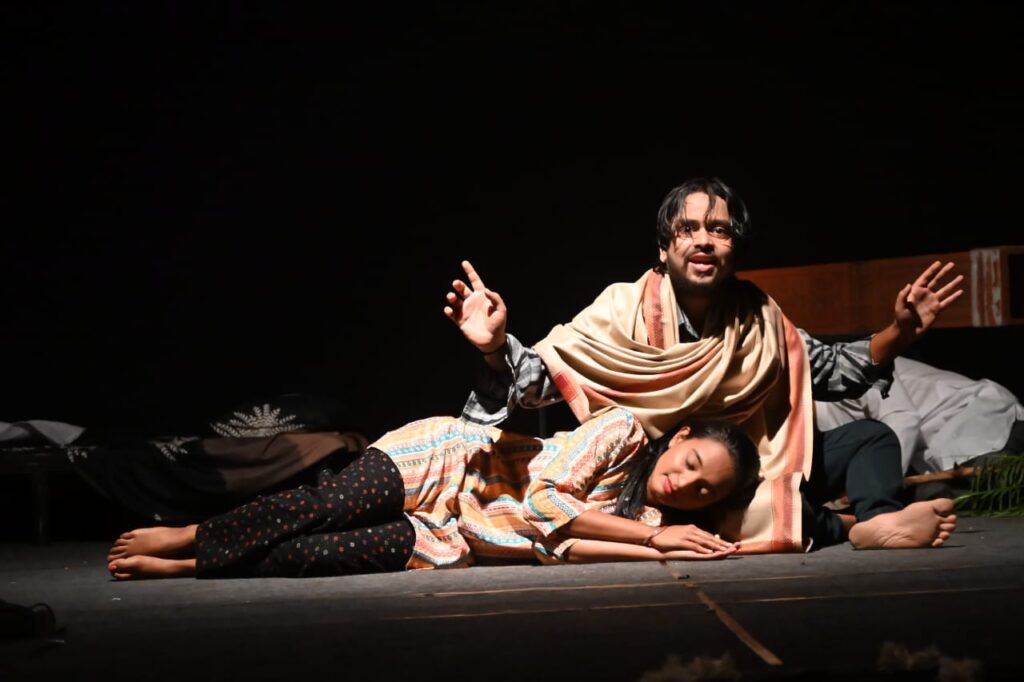 Presentation of the one-act play 'Lear' by the alumni of Shivaji University