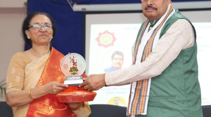 A workshop on equality between men and women was held by the Women's Club in Kavikulguru Kalidas Sanskrit University