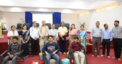 A grand blood donation camp was held at Kavikulguru Kalidas Sanskrit University