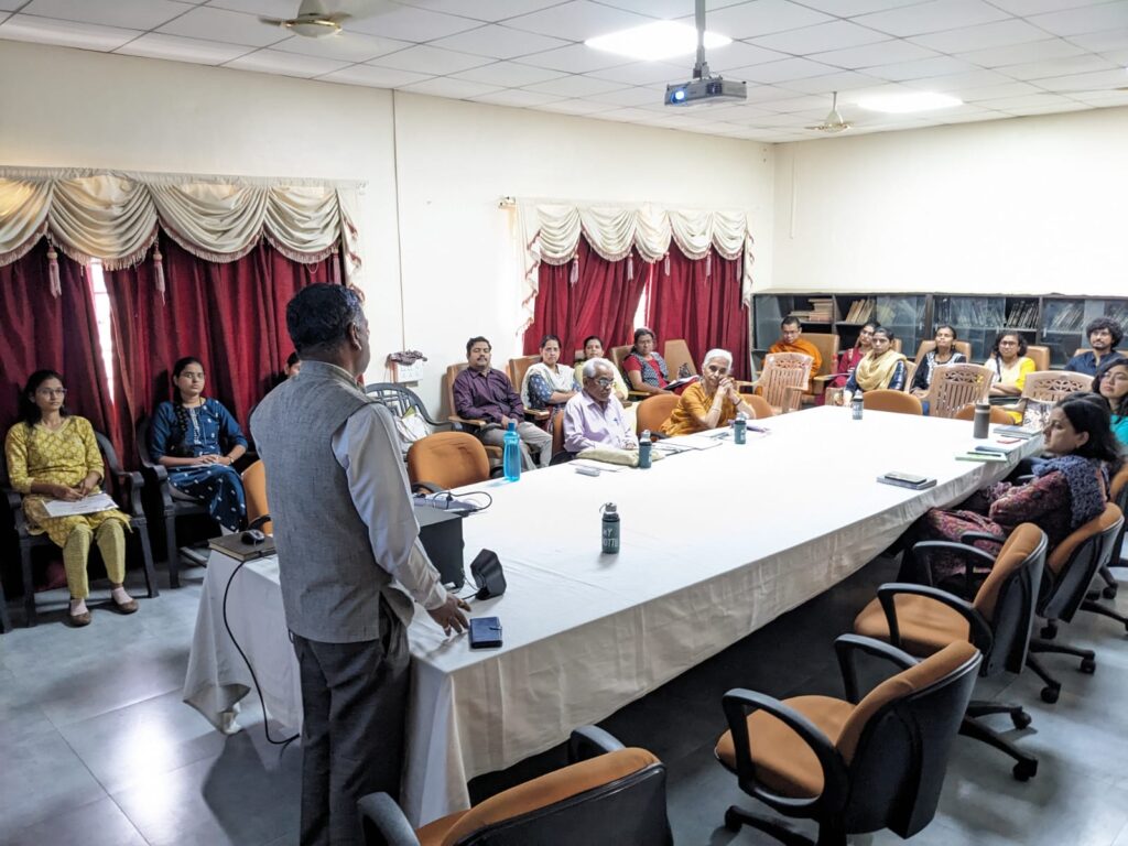 Dr. M. A. Mehendle's seminar at Deccan College concluded with enthusiasm