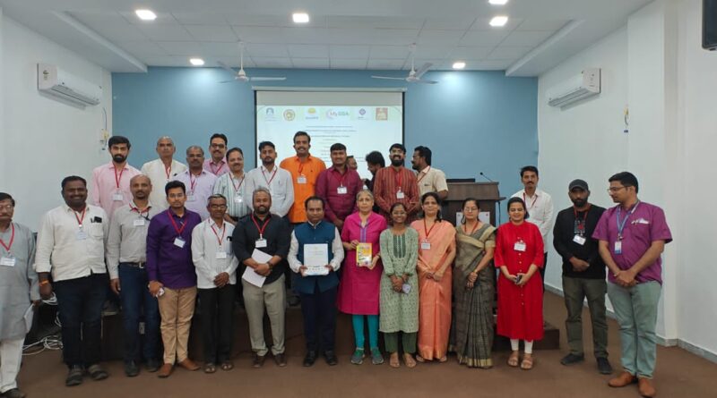 The trainer training program organized by Swavalambi Bharat Abhiyan and Solapur University was concluded