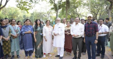 Eco-friendly Holi was celebrated by throwing flowers in MGM University