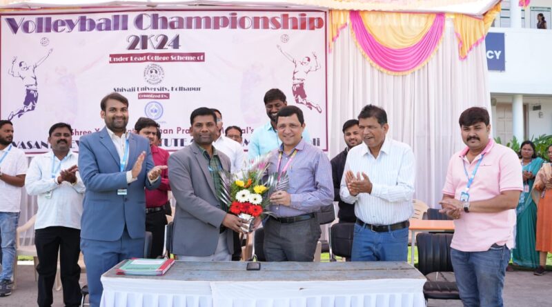 Vasantidevi Patil Institute of Pharmacy College held an intra-varsity volleyball tournament