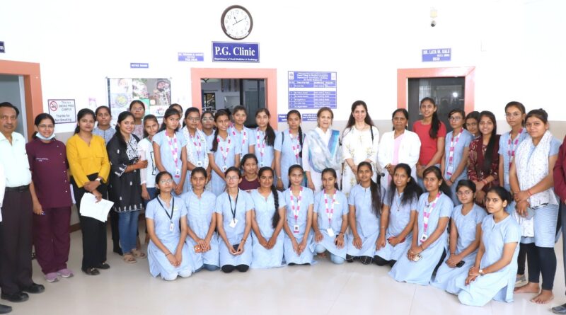 Examination of 223 girl students in health camp by 'Udayan Shalini Fellowship (USF)'