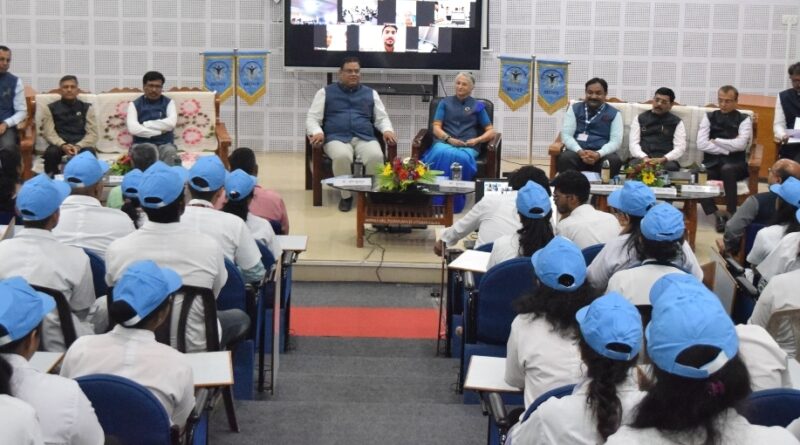 Vice-Chancellor's interaction with students in the 'Kulguru Katta' activity of Arogya University