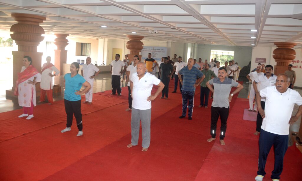 World Yoga Day celebrated at Yashwantrao Chavan Maharashtra Open University