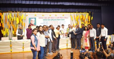 Cast Project of Mahatma Phule Agricultural University honored with Vasantrao Naik Award