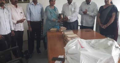 Donation of books in memory of Prof. Dr. Chitra Asthana in Nehru College