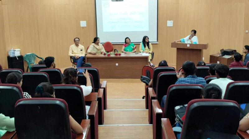 Guidance program on the occasion of Youth Skills Day was concluded in North Maharashtra University