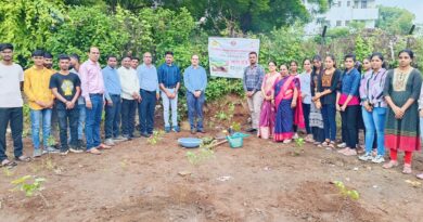 Mahavriksha planting campaign in Vivekananda college concluded with great enthusiasm