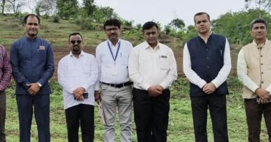 The Vice-Chancellor inspected the proposed construction area of ​​Model Degree College of Amravati University