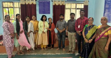 Devotional singing program on the occasion of Guru Poornima concluded in Sau KSK College