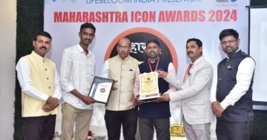 DY Patil B Tech Agri & B Sc Agri honored with 'Maharashtra Icon Award-2024'