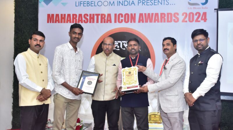 DY Patil B Tech Agri & B Sc Agri honored with 'Maharashtra Icon Award-2024'