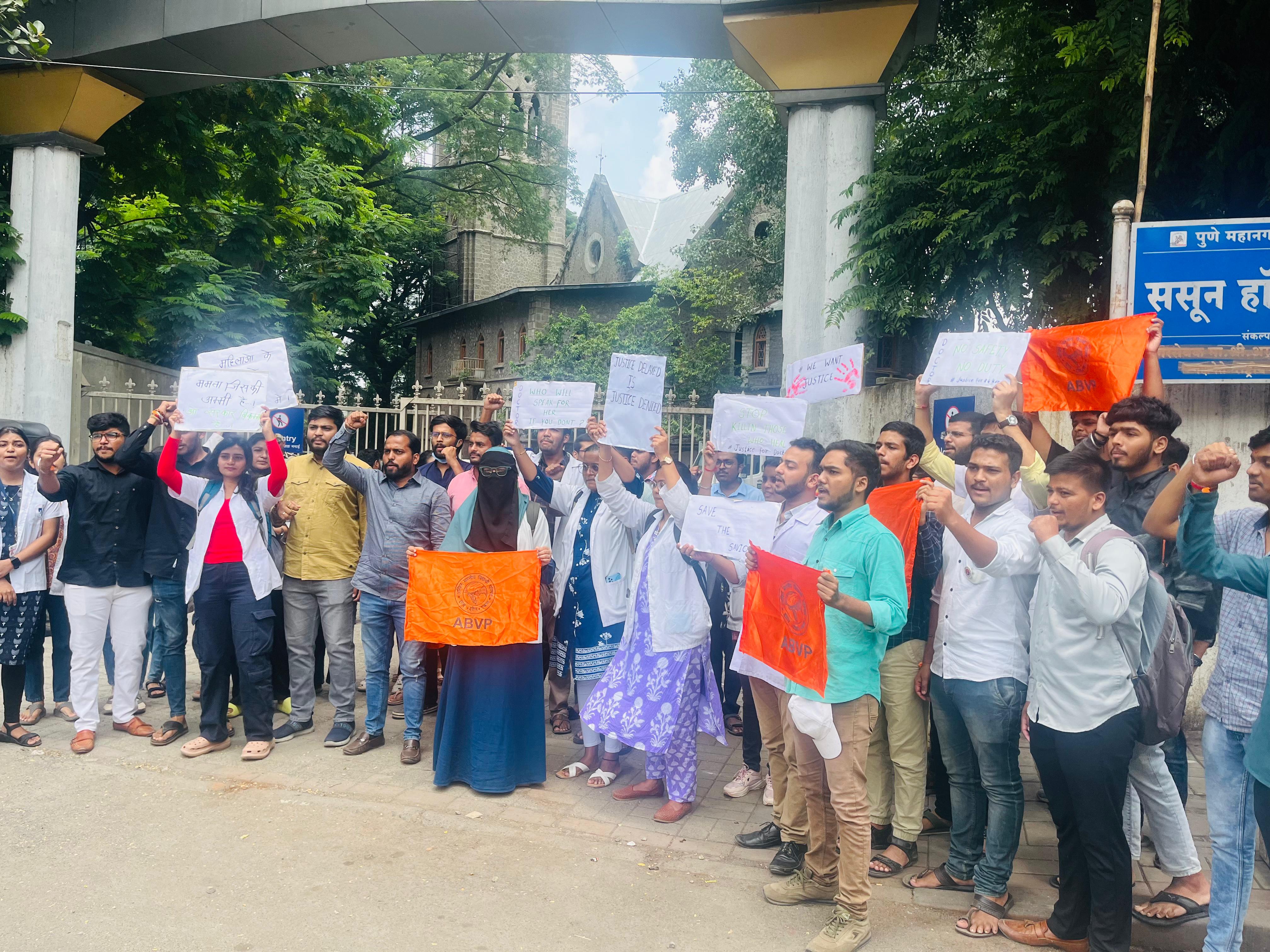 Demonstrations from ABVP and Jijiyas about incident in West Bengal at B J Govt College