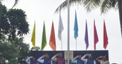 Independence Day celebrated with enthusiasm in Maharashtra University of Health Sciences