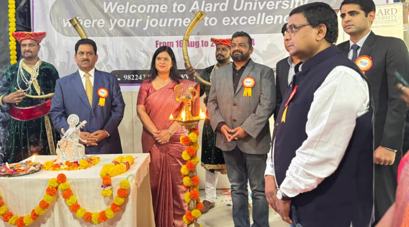 The commencement program of the first batch of Alard University concluded with enthusiasm