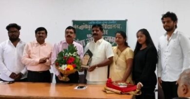 Honoring Dr. Phulchand Salampure on the occasion of his retirement in Sant Dnyaneshwar College