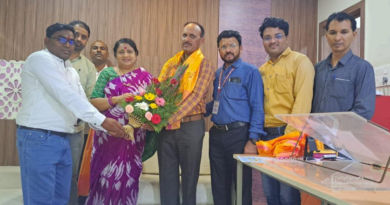 Bhosle Gahininath Shivaji of Sau KSK College awarded PhD in English