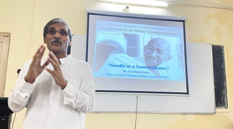 A seminar on "Gandhi as a Communicator" was held in the Department of Mass Communication, Nagpur University