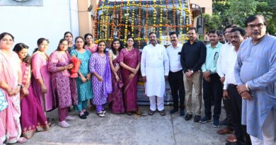 Inauguration of 44 seater bus under CSR for female students of Ballarpur Campus of SNDT Women's University