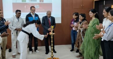 Karate training program 'Garima' was inaugurated on behalf of Vishwakarma University