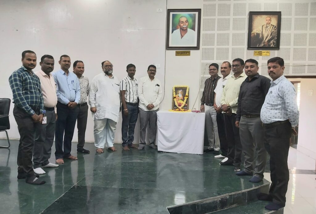 Rashtrasant Tukdoji Maharaj Nagpur University celebrated Maharishi Valmiki Jayanti