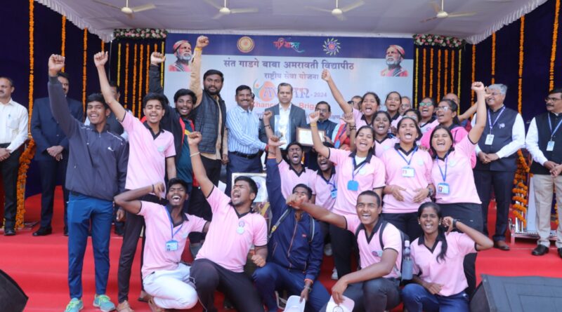 Avhan Chancellors Brigade-2024 camp concluded in a spirited atmosphere at Sant Gadge Baba Amravati University f