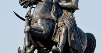 The magnificent equestrian statue of Chhatrapati Shivaji Maharaj at Shivaji University, Kolhapur