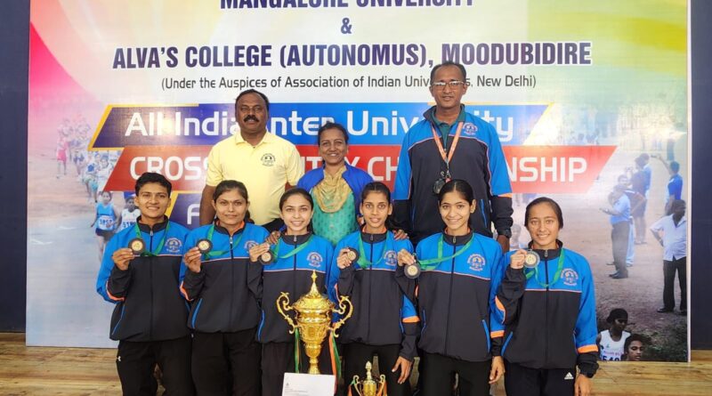 Shivaji University Men's and Women's Teams excelled in All India Cross Country Championship