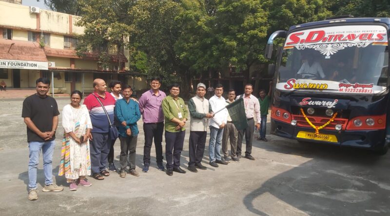 Team of Rashtrasant Tukdoji Maharaj Nagpur University leaves for Avhan camp