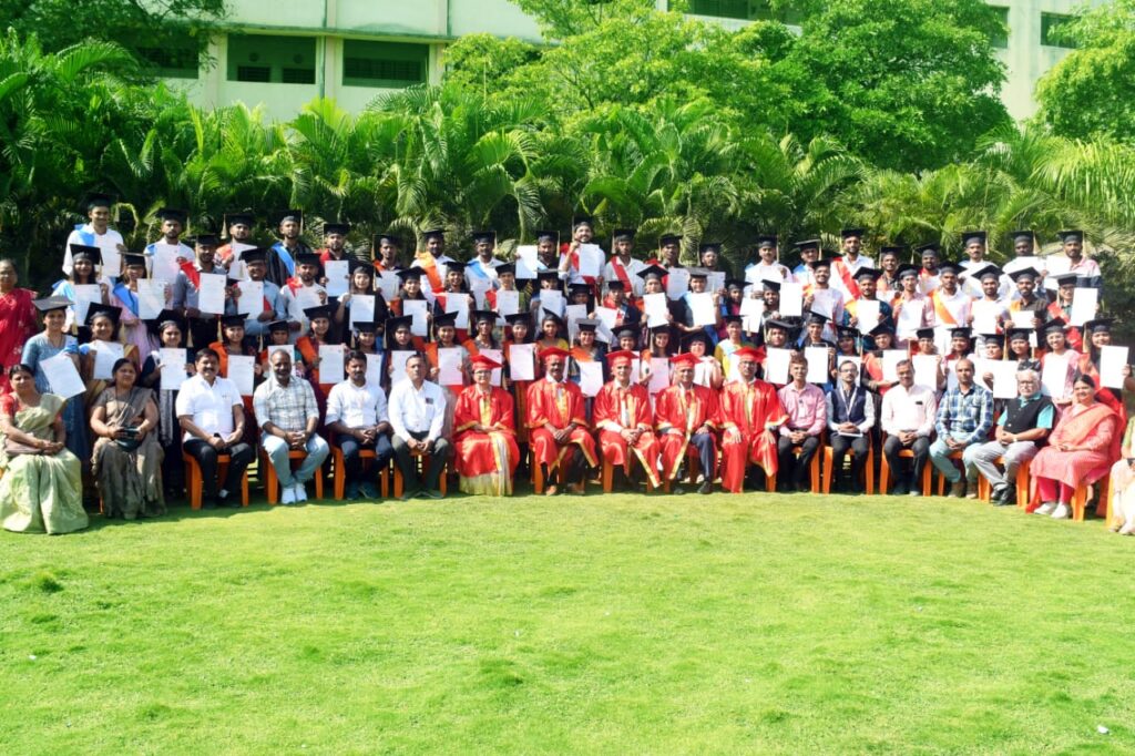 Convocation ceremony held at Vivekananda College