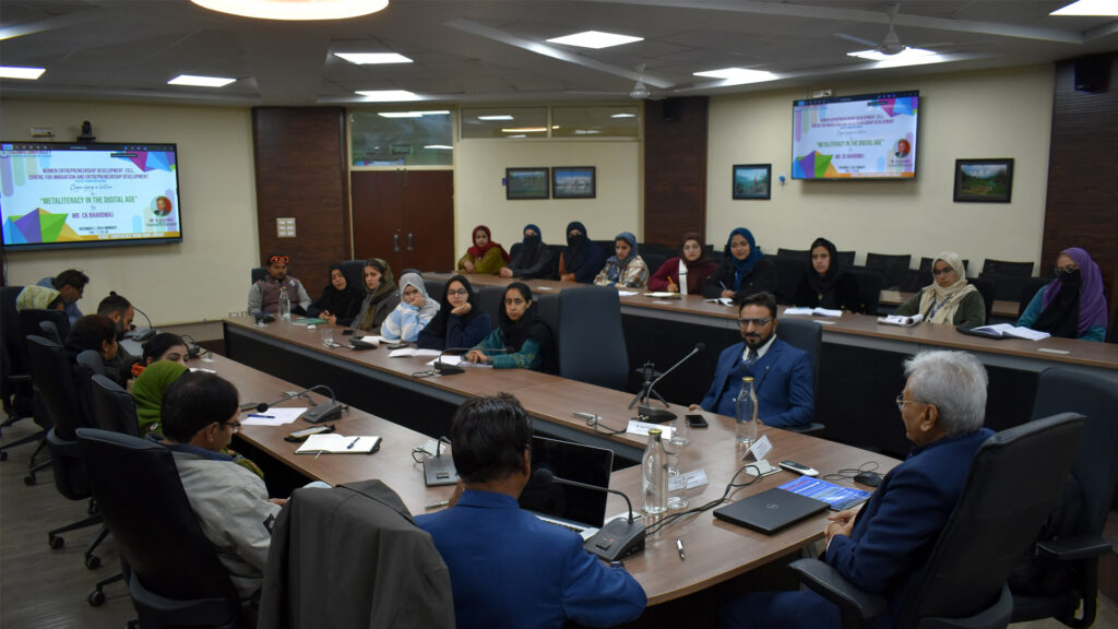 WEDC-CIED IUST Hosts Program on Meta-Literacy in the Digital Age