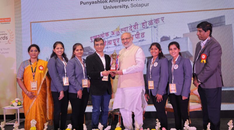 Solapur University's Cyber ​​Club receives excellent award from the Governor