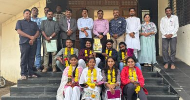 Students of the Music Department of Swami Ramanand Teerth Marathwada University won the third prize in the country at the National Youth Festival