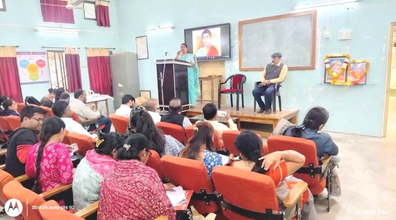 The birth anniversary of Krantijyoti Savitribai Phule was celebrated at the Department of Lifelong Learning and Extension, Amravati University.