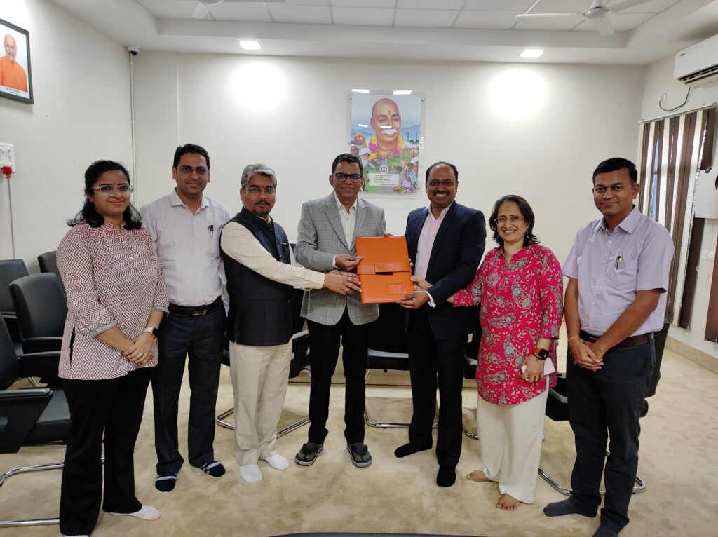 Rashtrasant Tukadoji Maharaj Nagpur University's Incubine Foundation signs MoU with Immoverse AI