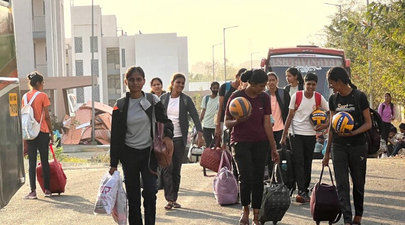 Teams from various universities arrive in Chandrapur for Maharashtra State Inter-University State Level Sports Festival