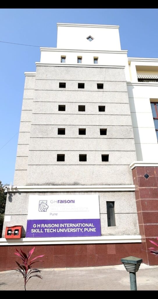 Raisoni International Skill Tech University Gate 