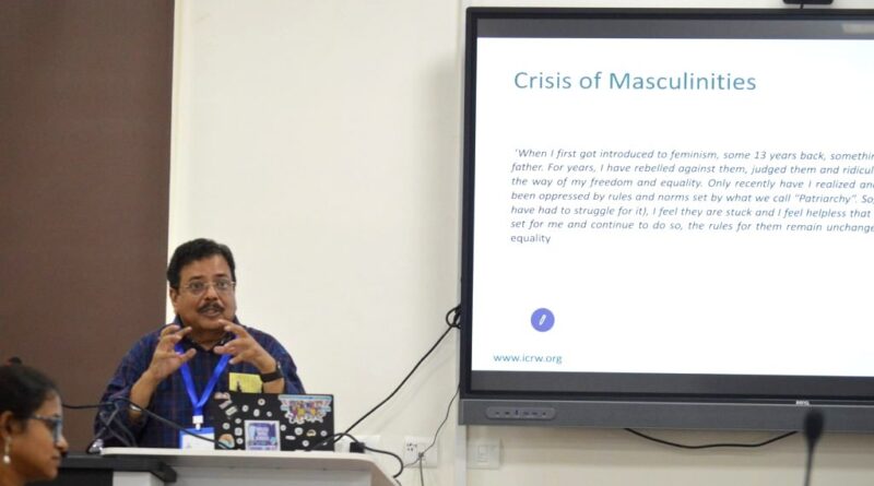 UNESCO workshop calls on community radio to redefine 'masculinity'