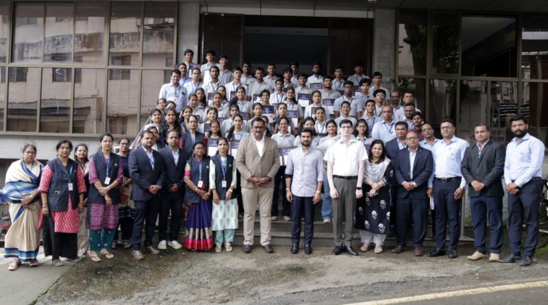 Meritorious students of Dr. D. Y. Patil Polytechnic felicitated, praised for ‘Very Good’ category