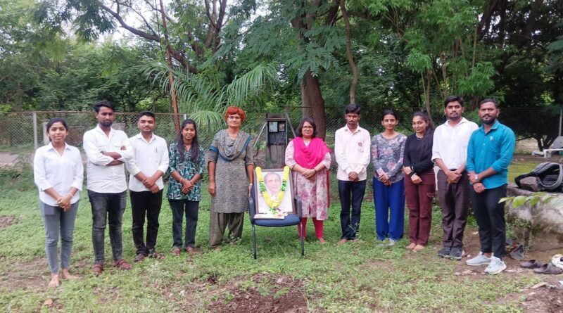 Greetings and Shramdana on the occasion of Annabhau Sathe Jayanti at Dr. Babasaheb Ambedkar Marathwada University